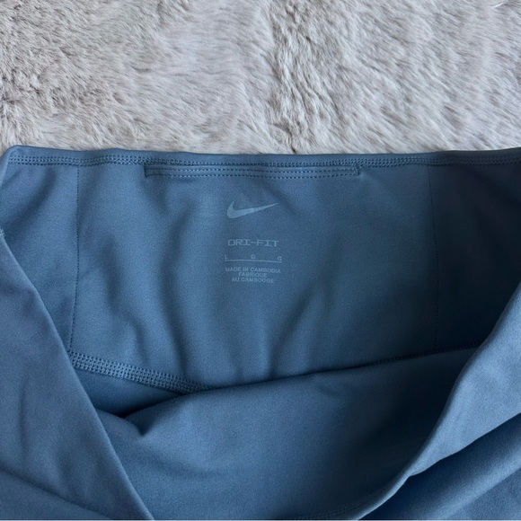 Nike 7/8 Women's One Dri Fit High Rise Blue Running Leggings with Mesh Calf - Picture 2 of 5